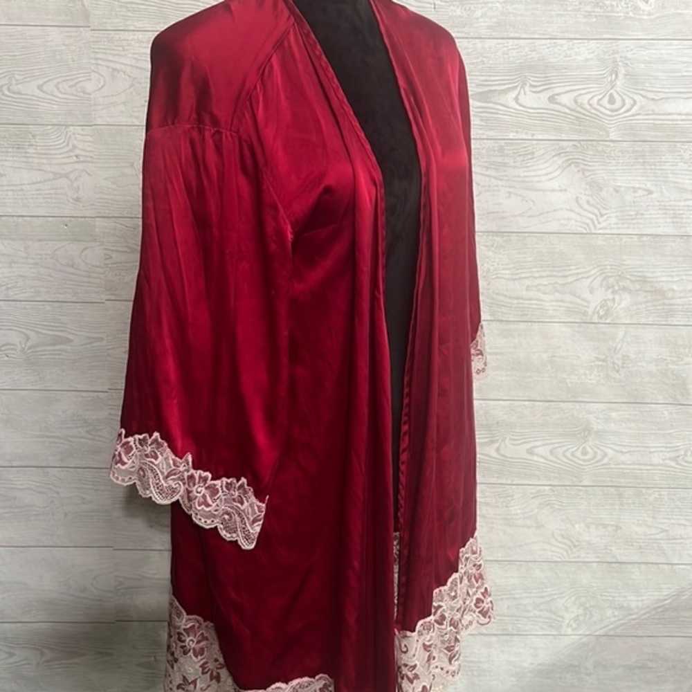 100% Silk & Lace Robe